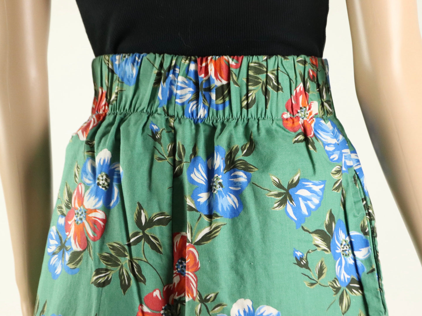 Green High Wasted Tropical Lounge Shorts, Sea Delight, 1980s Vintage