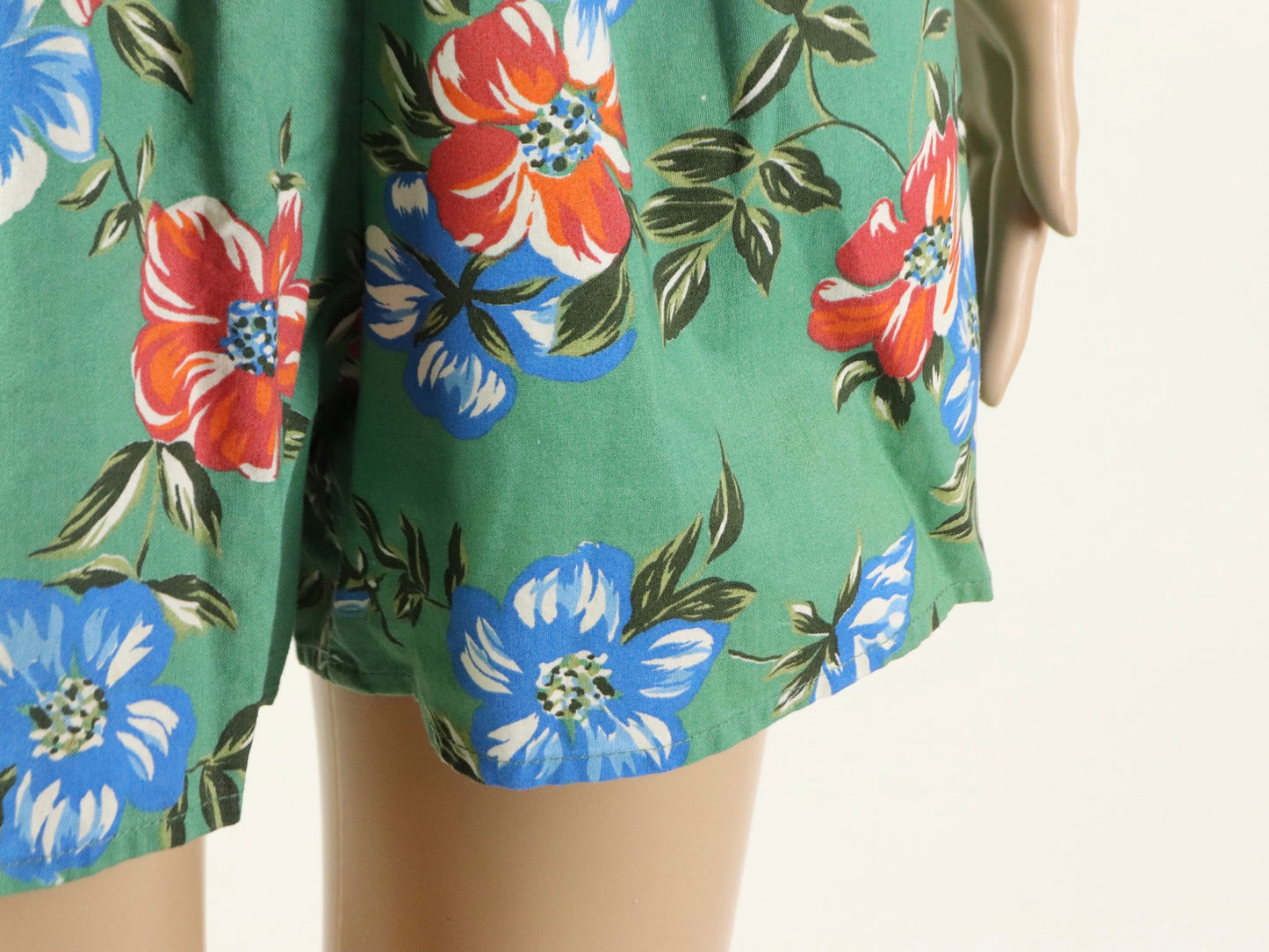 Green High Wasted Tropical Lounge Shorts, Sea Delight, 1980s Vintage