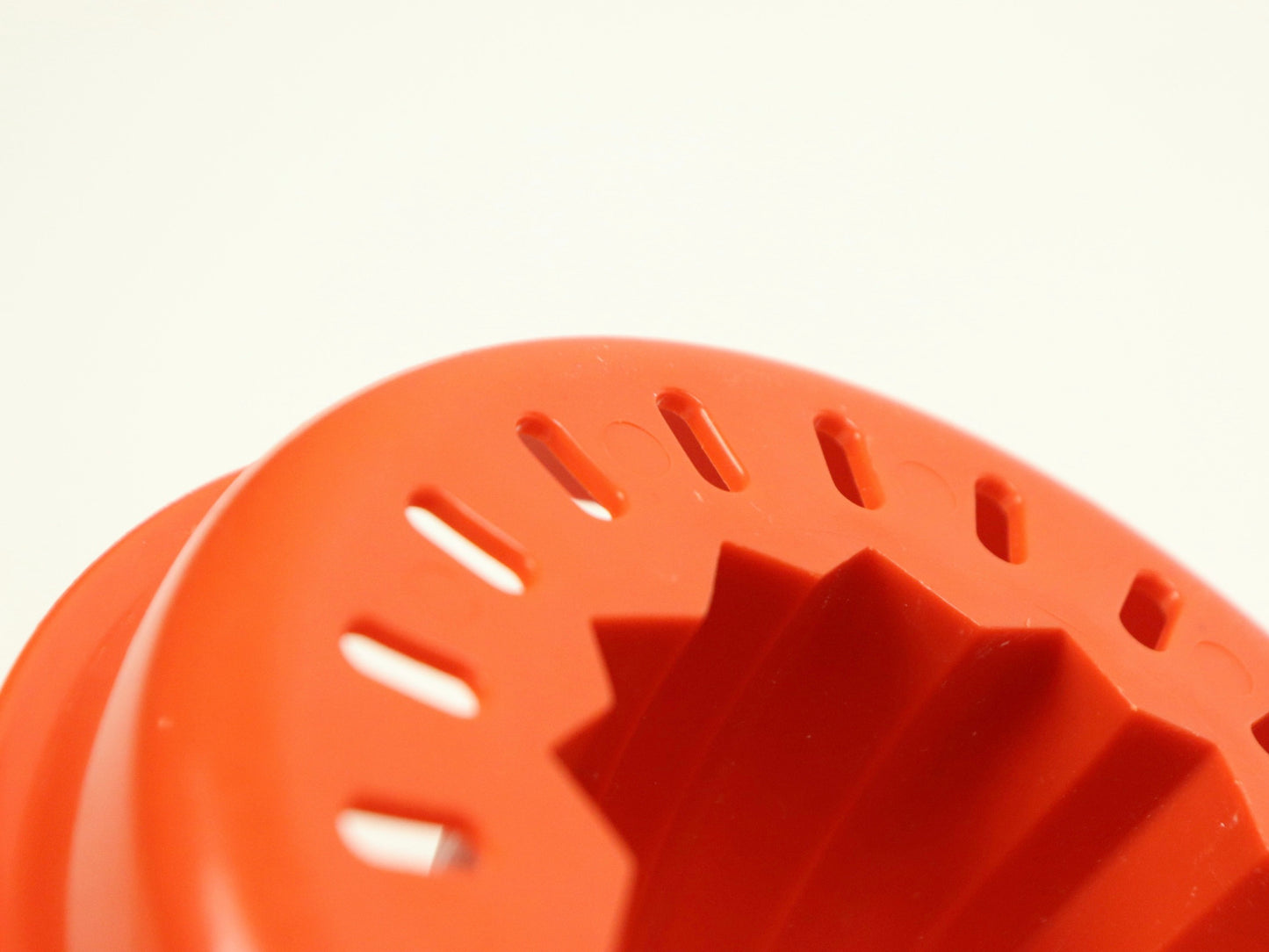 Orange Tupperware Juicer, 409-11