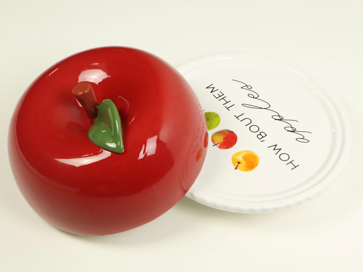 Ceramic Apple/Cherry Pie Dish with Lid