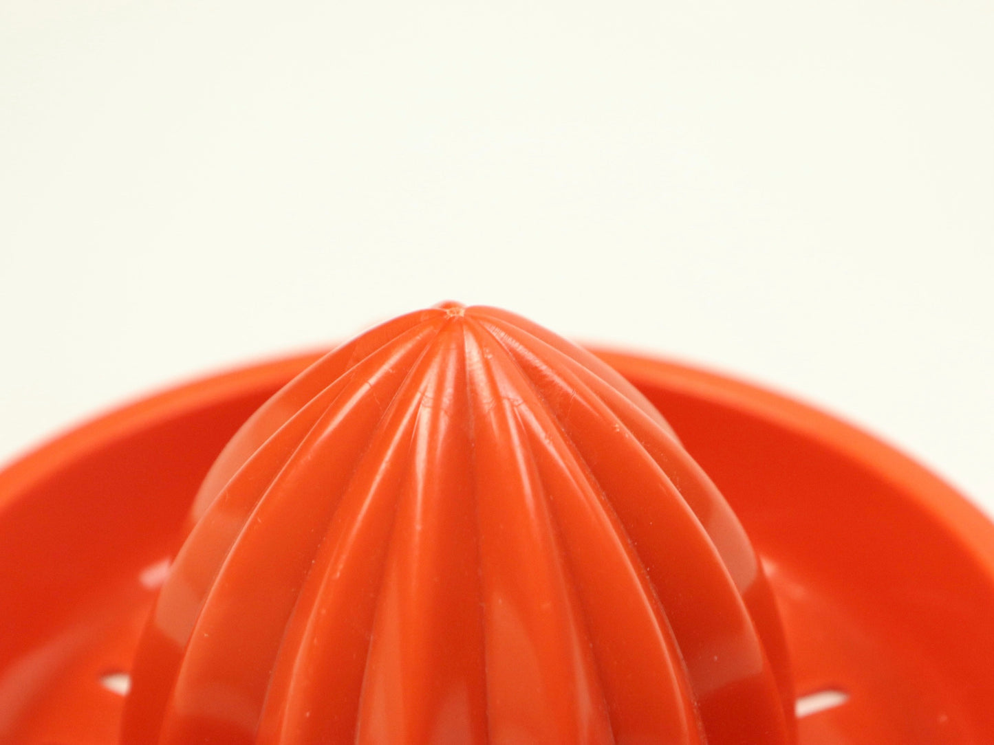 Orange Tupperware Juicer, 409-11