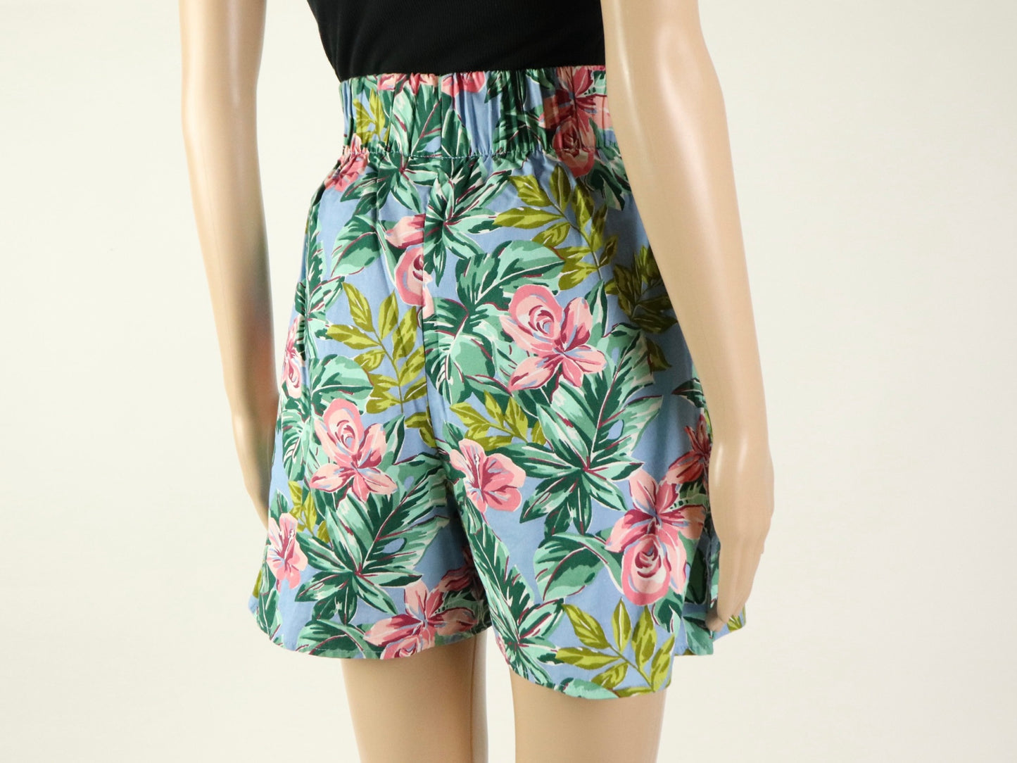 Blue High Wasted Tropical Lounge Shorts, Sea Delight, 1980s Vintage