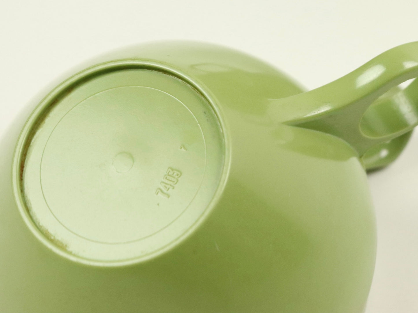 Melamine Tea Cup Set of 5, Avocado Green, Mid Century Vintage