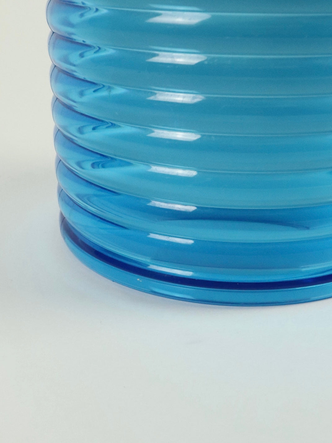 Sally Design Vintage Lucite Blue Mid Century Ice Bucket