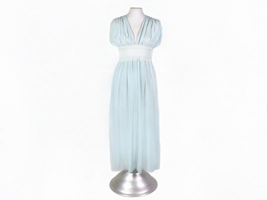 Light Blue Lace Slip dress/nightgown, 1960s Vintage