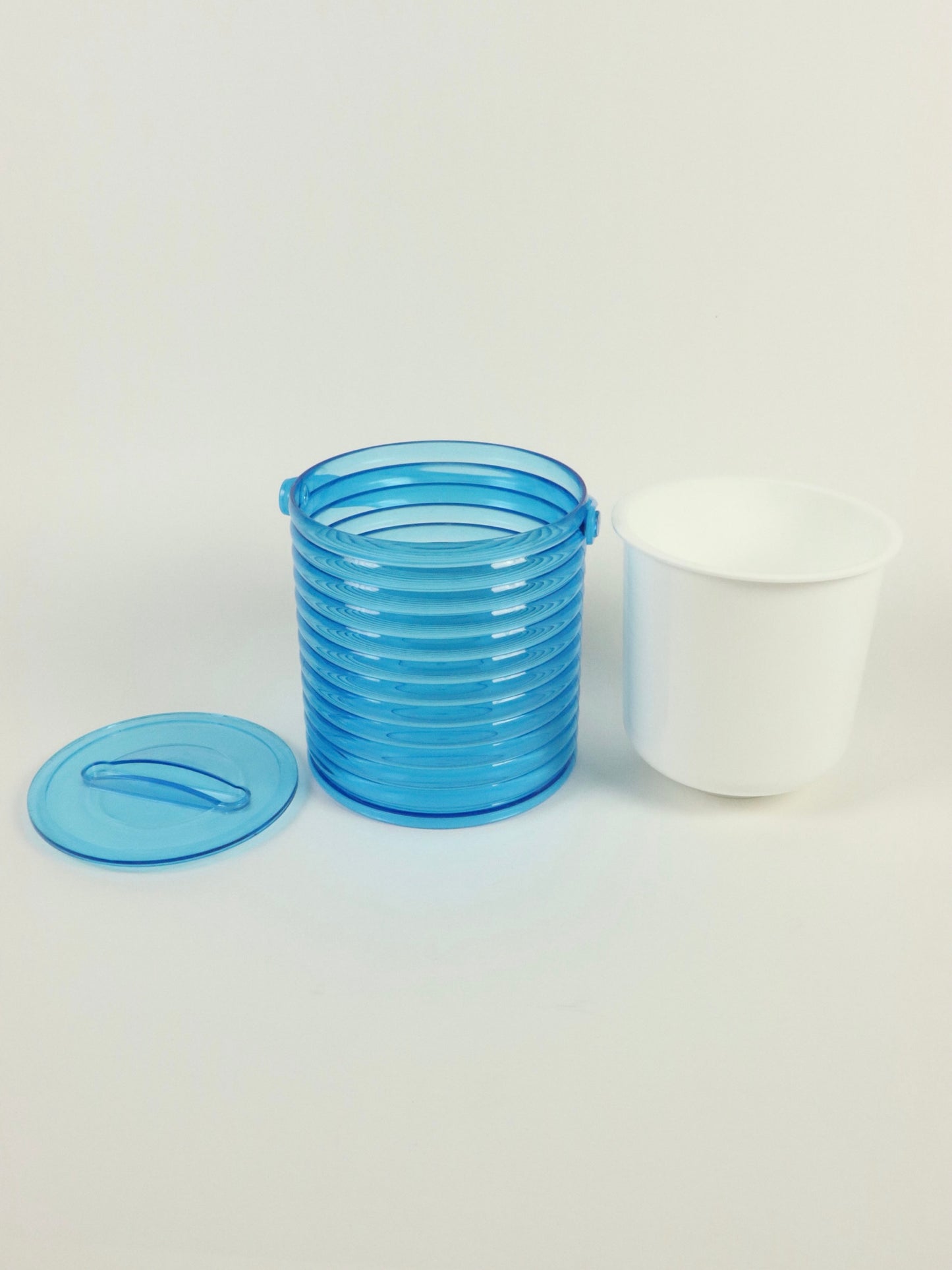 Sally Design Vintage Lucite Blue Mid Century Ice Bucket