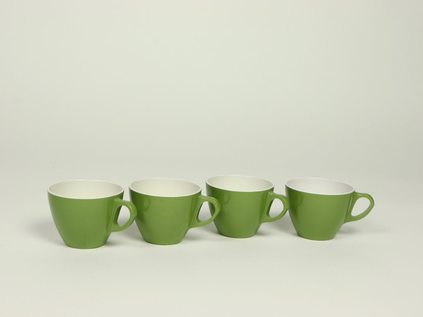 Avocado Green Space Age Melamine Mug Set, 1970s Vintage