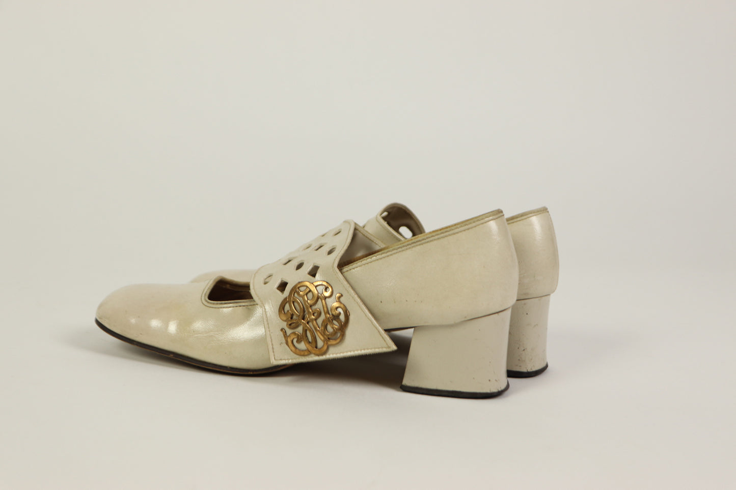 White leather heels, Gaymode, 1960s vintage